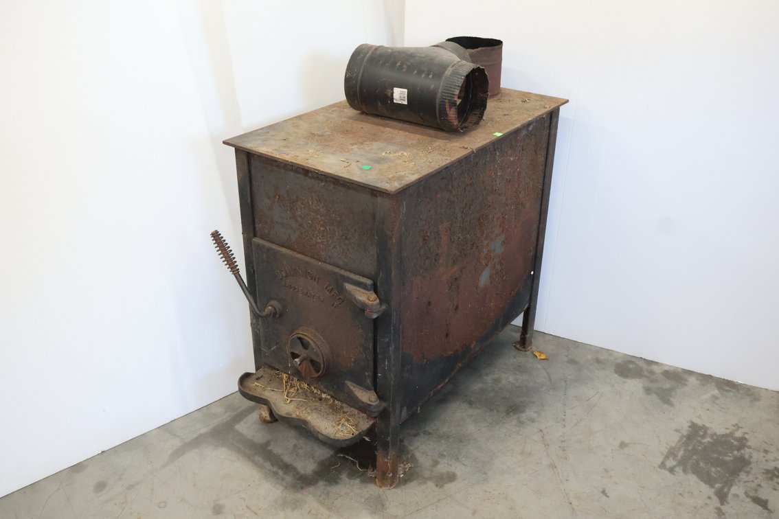 Dominion Cast-Iron Wood Stove