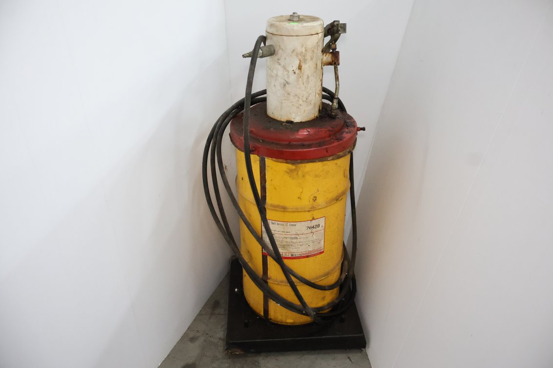 Shell Grease Barrel