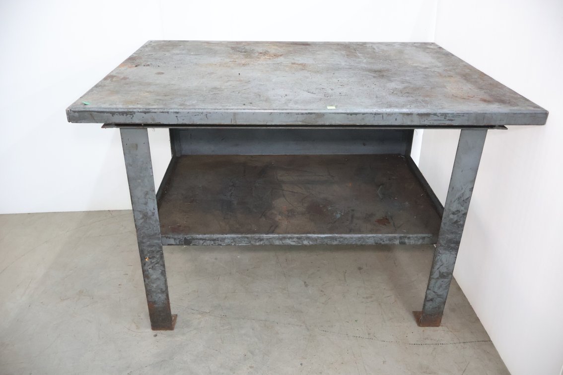 Steel Welding Table