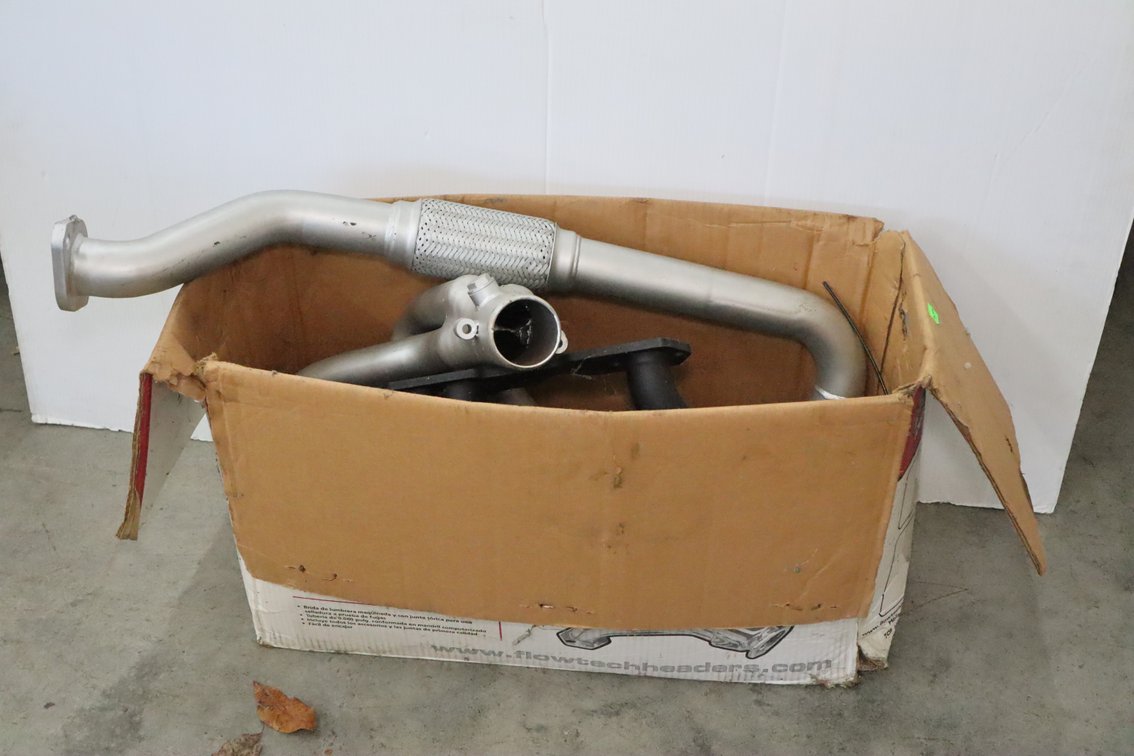 Exhaust Manifold/Parts