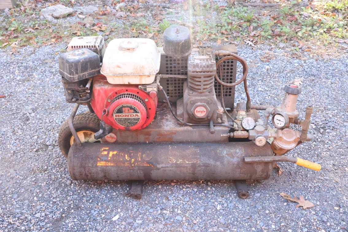 Emglo Air Compressor