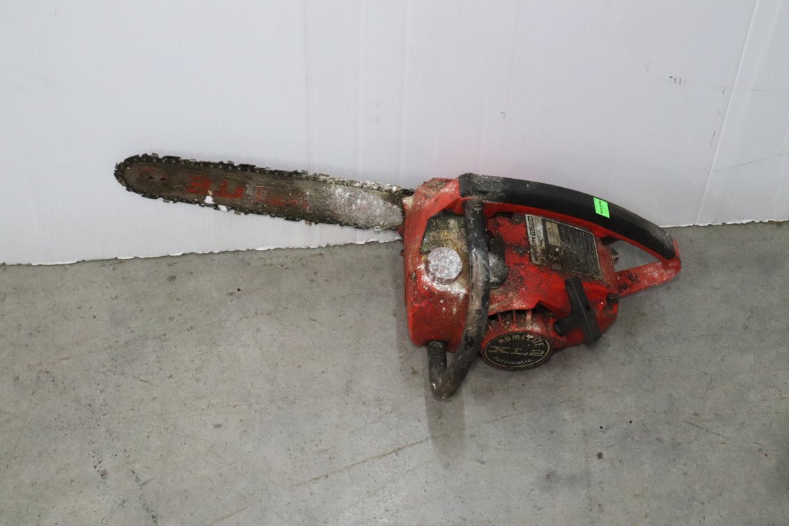 Homelite Chainsaw