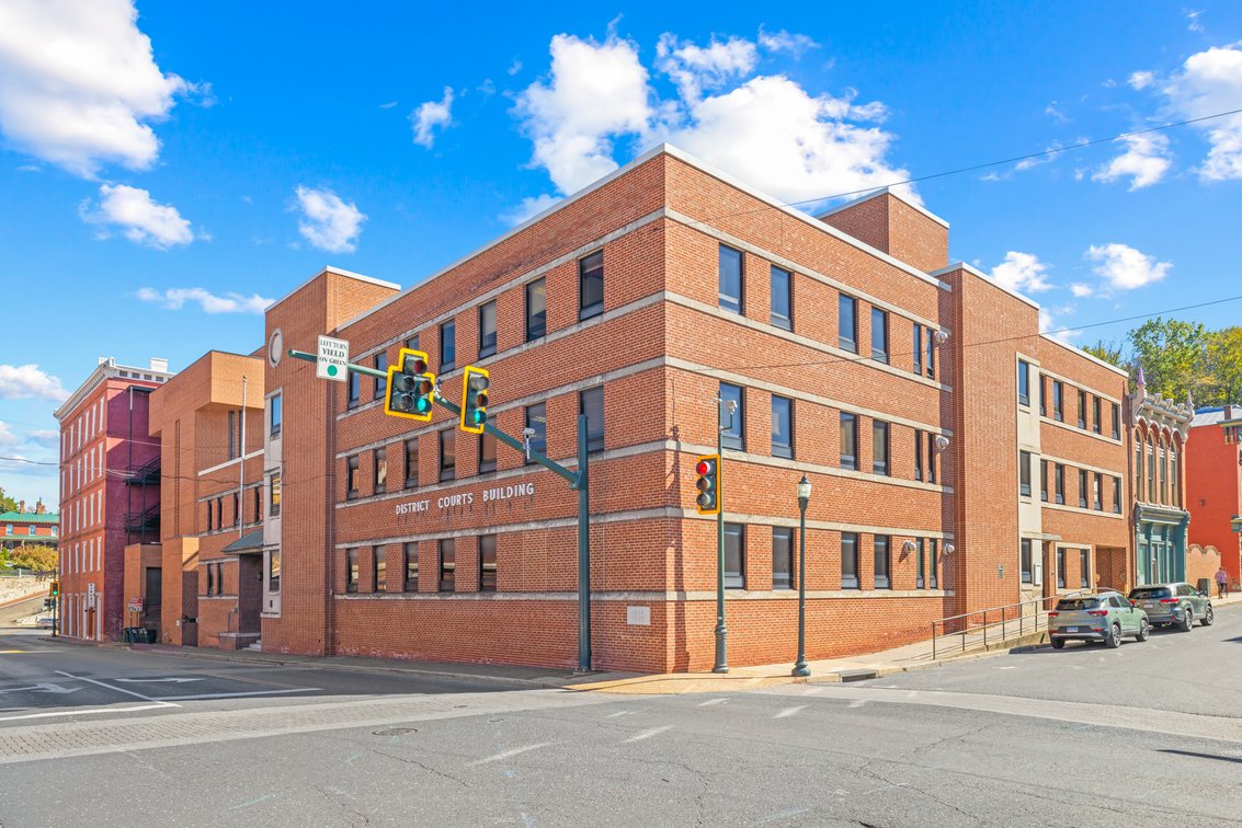 6 & 14 E Johnson St, Staunton