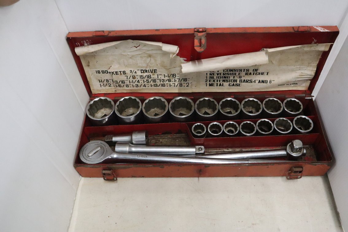 Socket Set