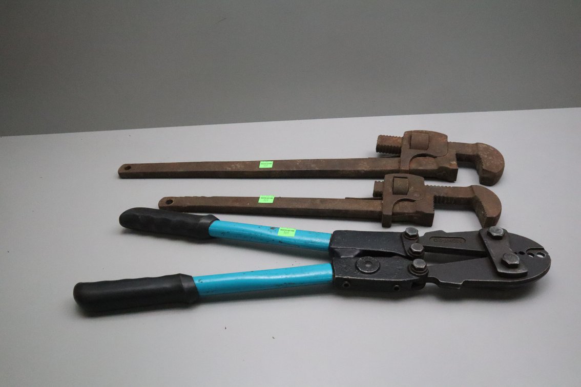 Pipe Wrenches