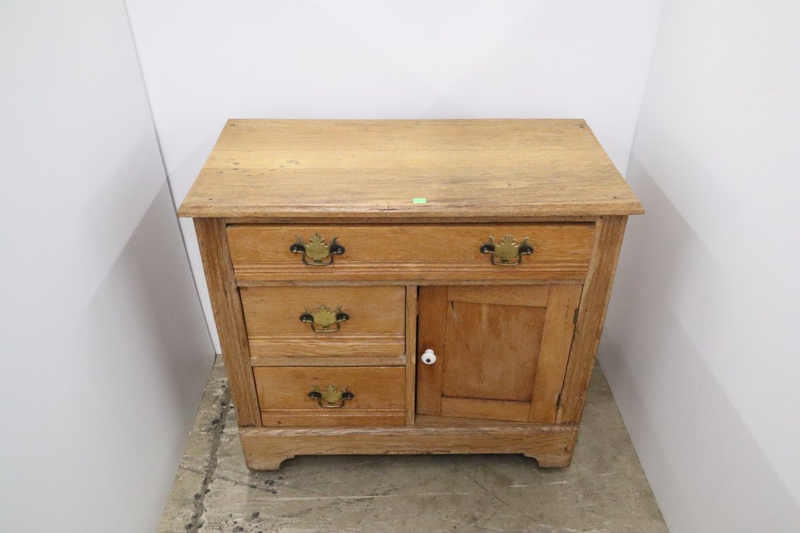 Antique Wash Stand