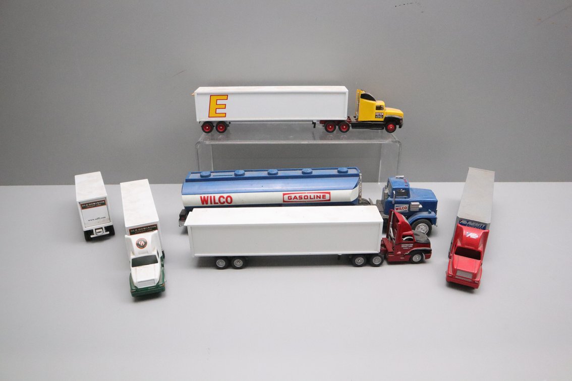 Winross Model Semi's