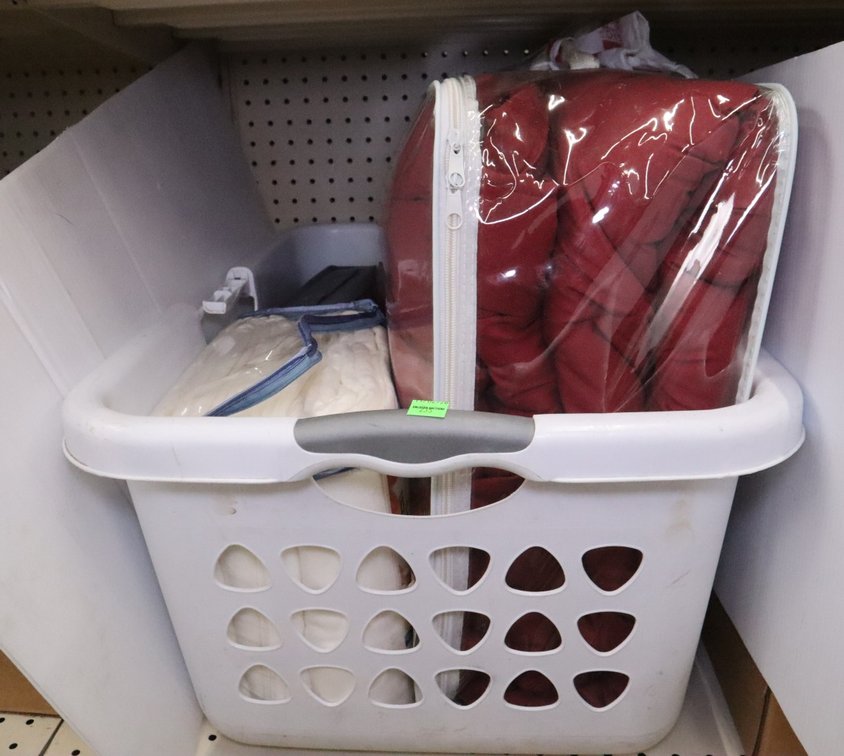 Comforter, Laundry Basket