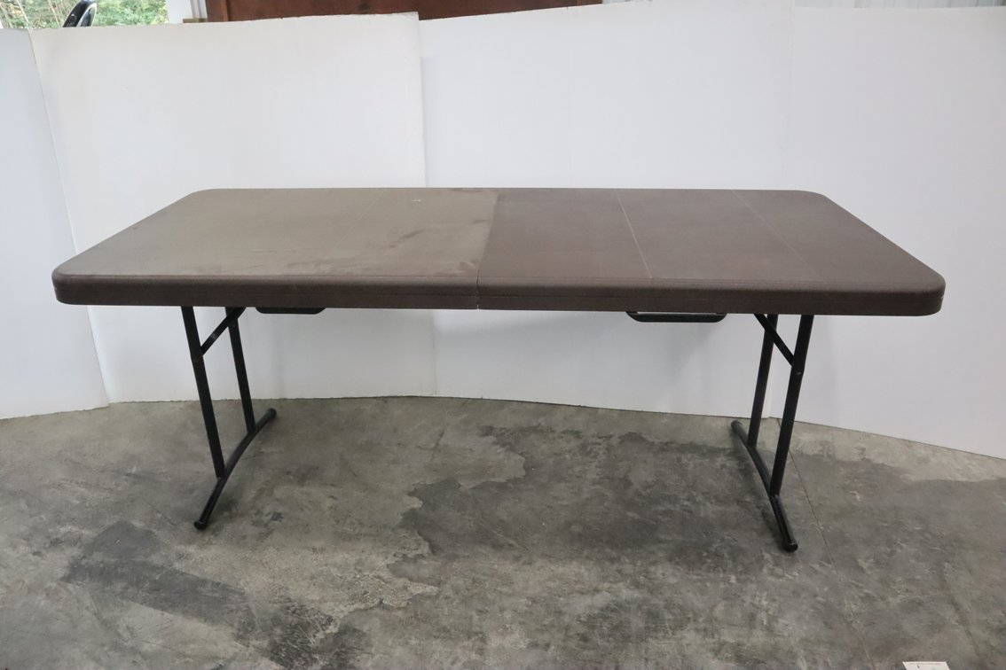 6' Folding Table