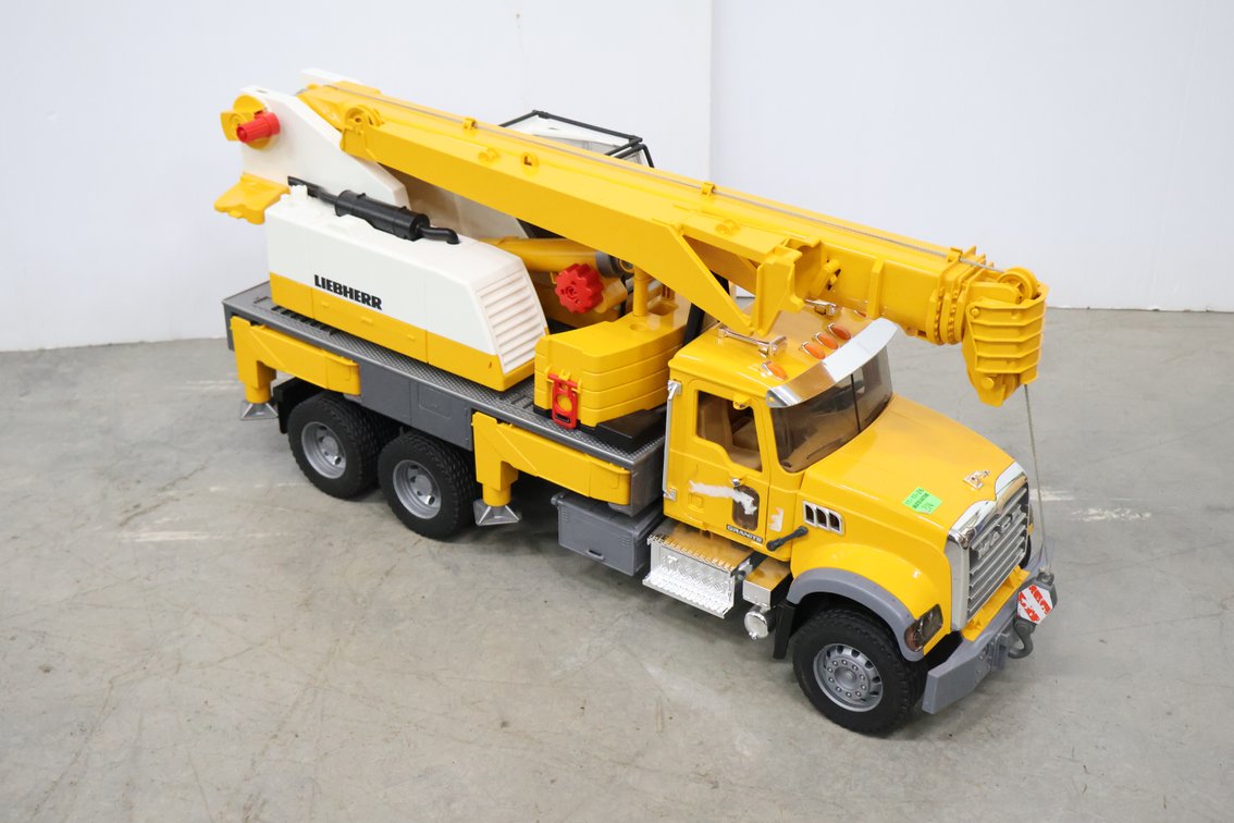 Bruder Crane Truck