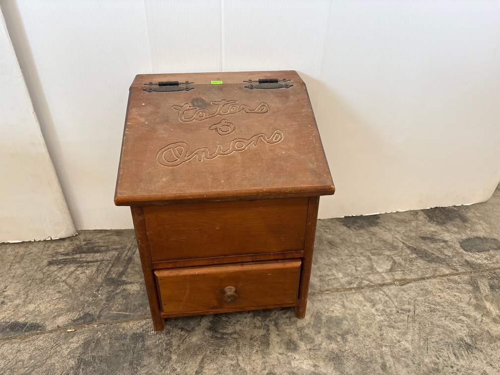 Taters and Onions Bin