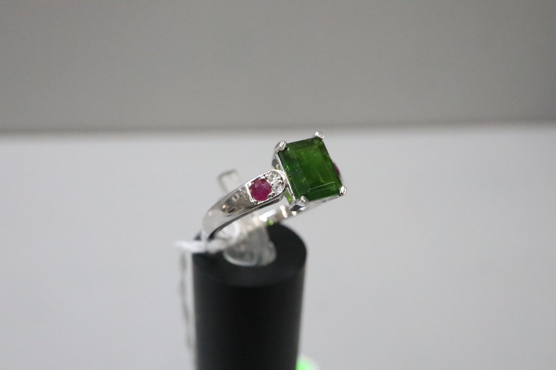 Diopside Ring