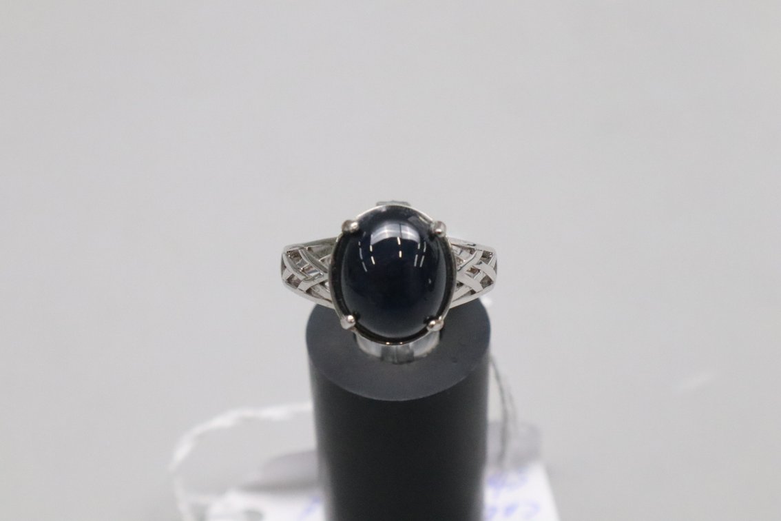 Sapphire Ring