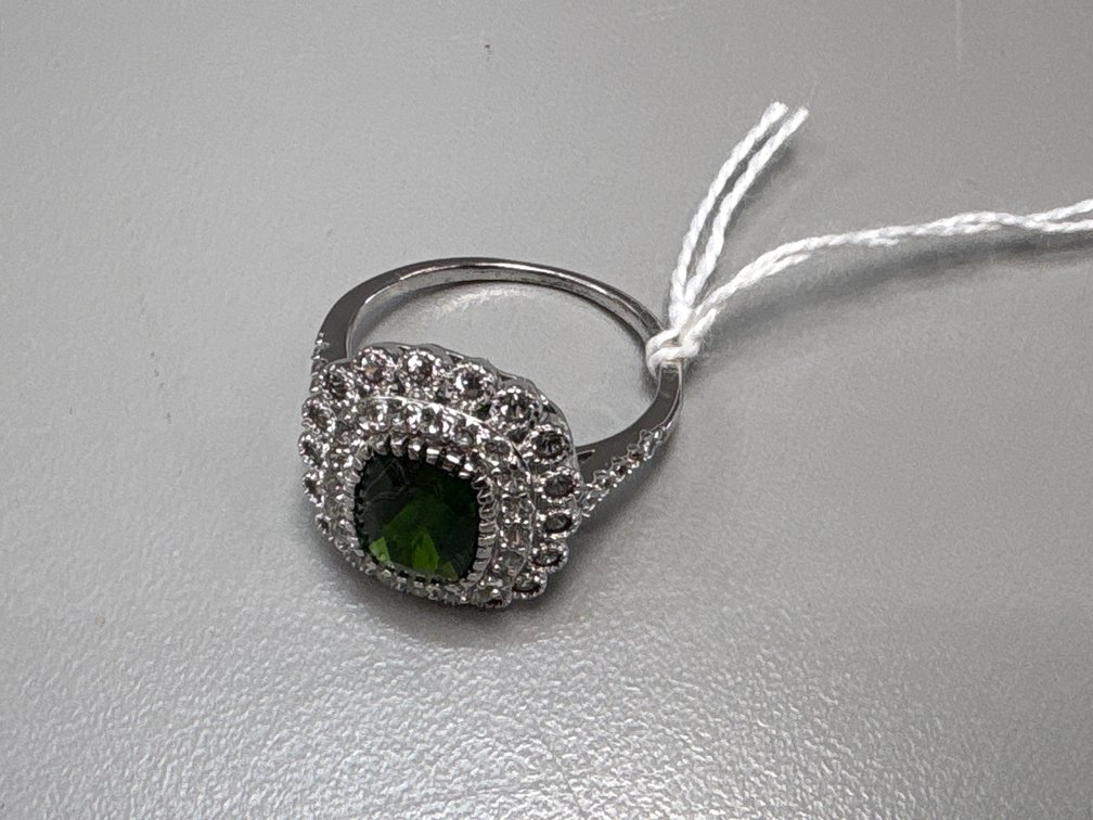 Cushion Chrome Diopside Ring