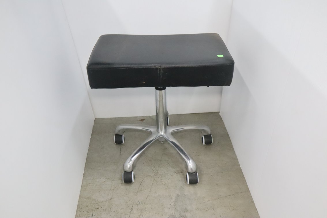 Rolling Stool