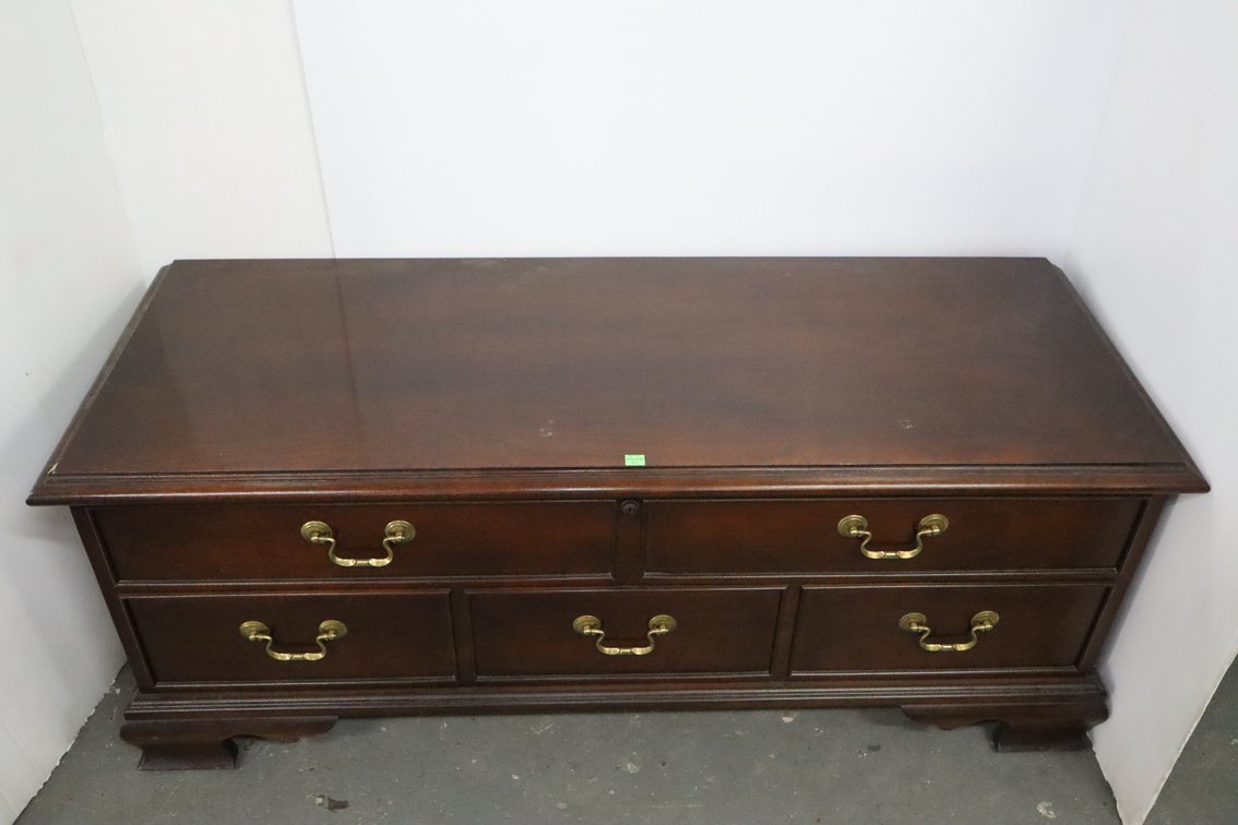 Lane Cedar Chest