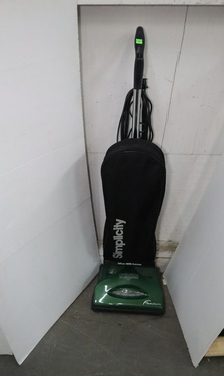 Simplicity Vacuum
