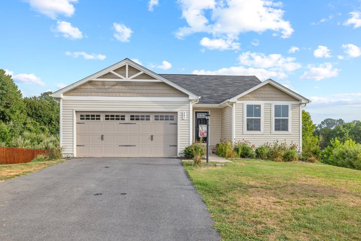 Image for 241 Crosskeys Way, Waynesboro Real Estate Auction