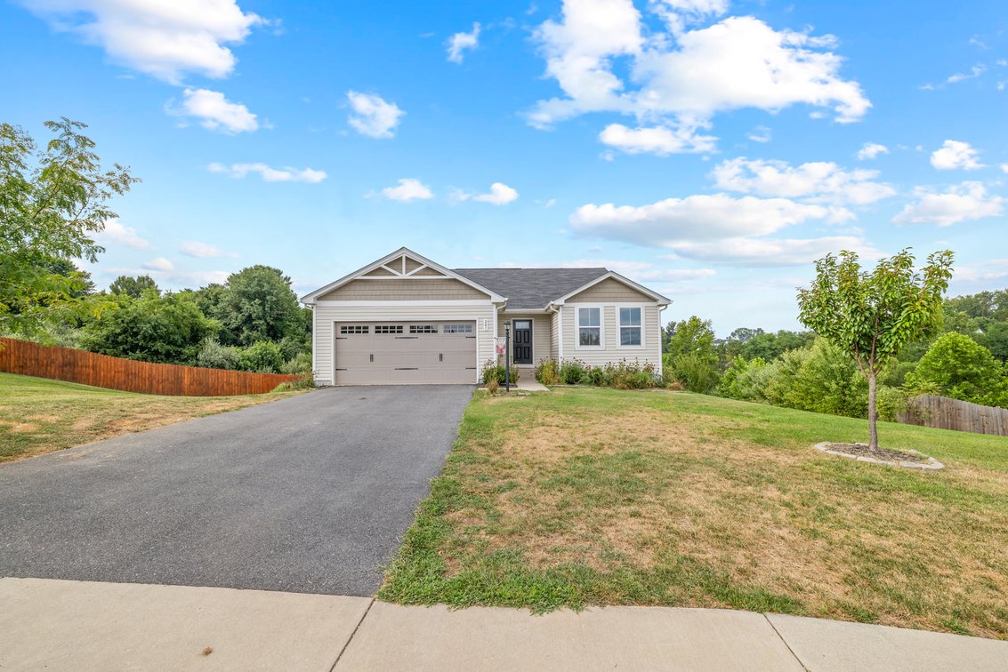 Image for 241 Crosskeys Way, Waynesboro Real Estate Auction