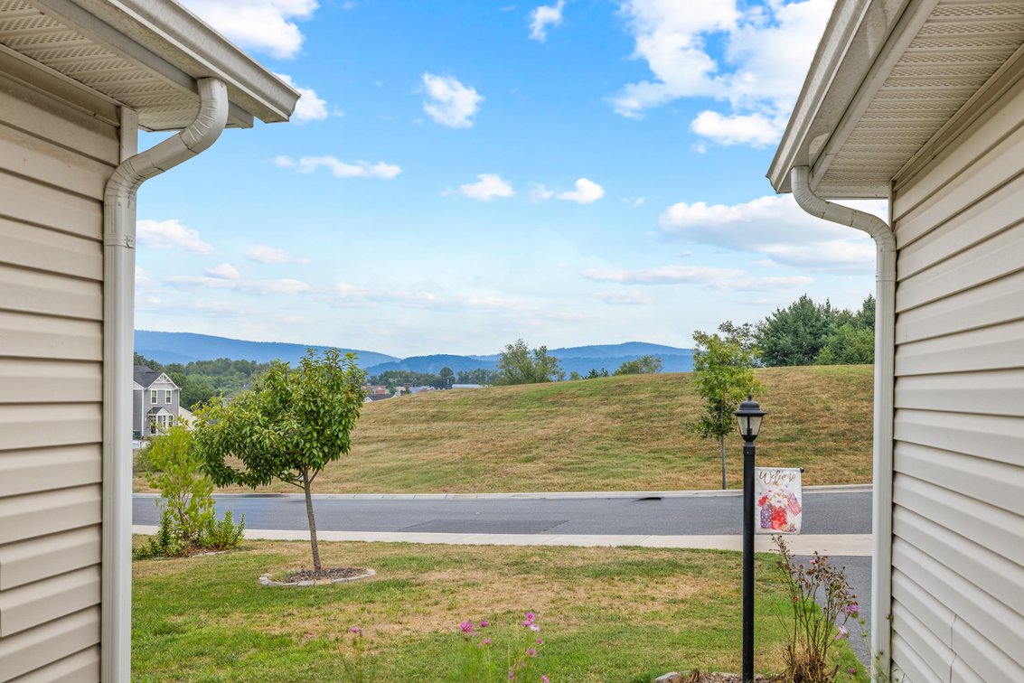 Image for 241 Crosskeys Way, Waynesboro Real Estate Auction