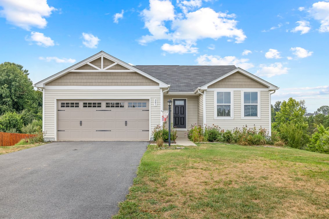 Image for 241 Crosskeys Way, Waynesboro Real Estate Auction