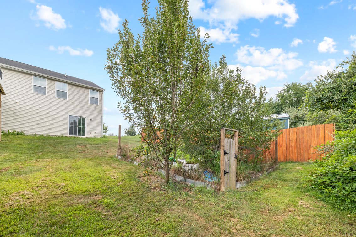 Image for 241 Crosskeys Way, Waynesboro Real Estate Auction