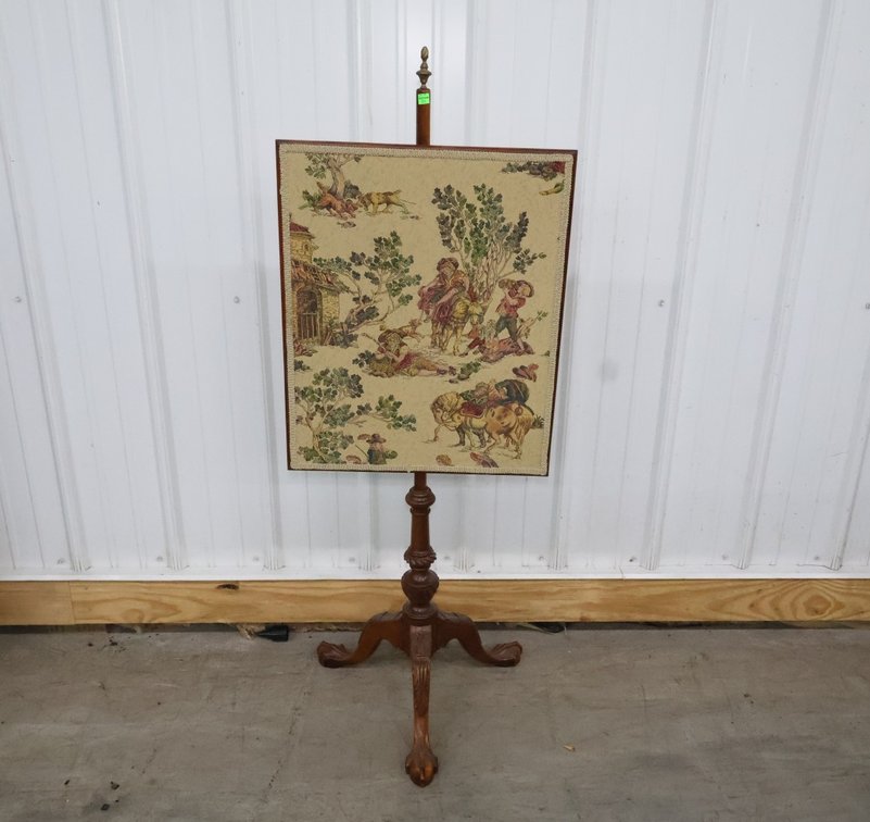 Chippendale Style Pole Screen