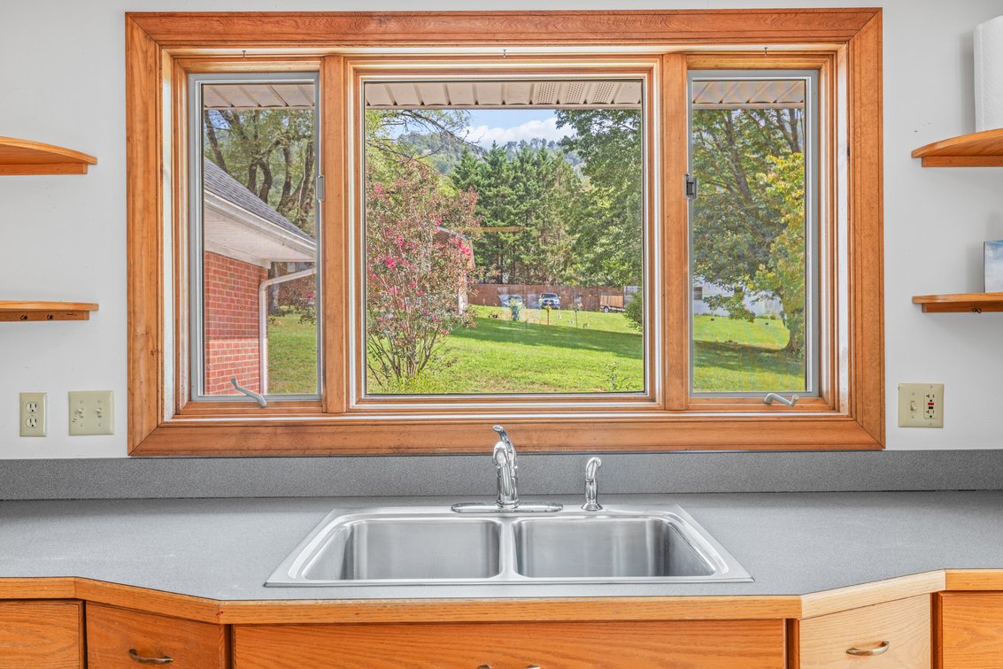 Image for 250 Ridge St, Lovingston Real Estate Auction