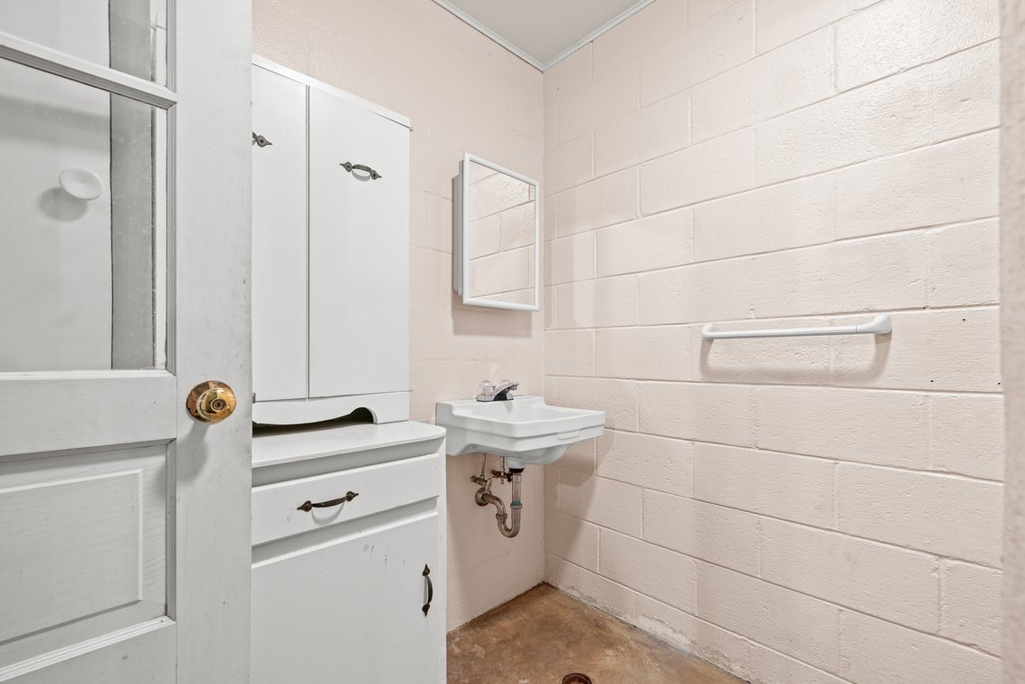 Image for 250 Ridge St, Lovingston Real Estate Auction