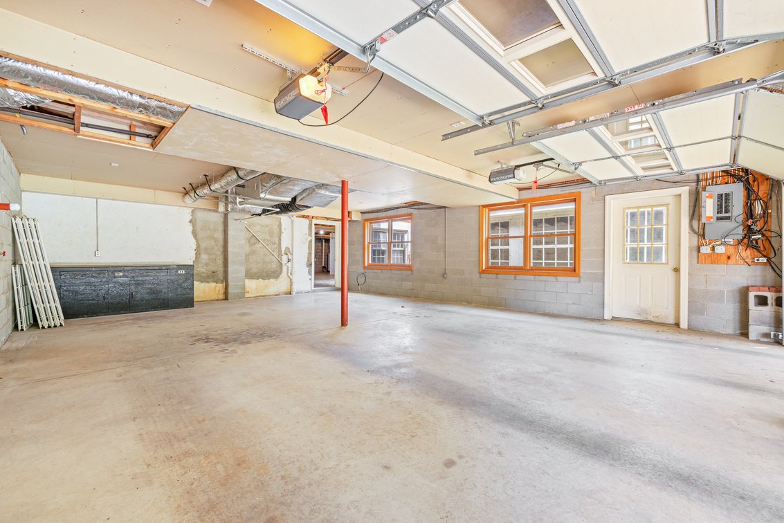 Image for 250 Ridge St, Lovingston Real Estate Auction