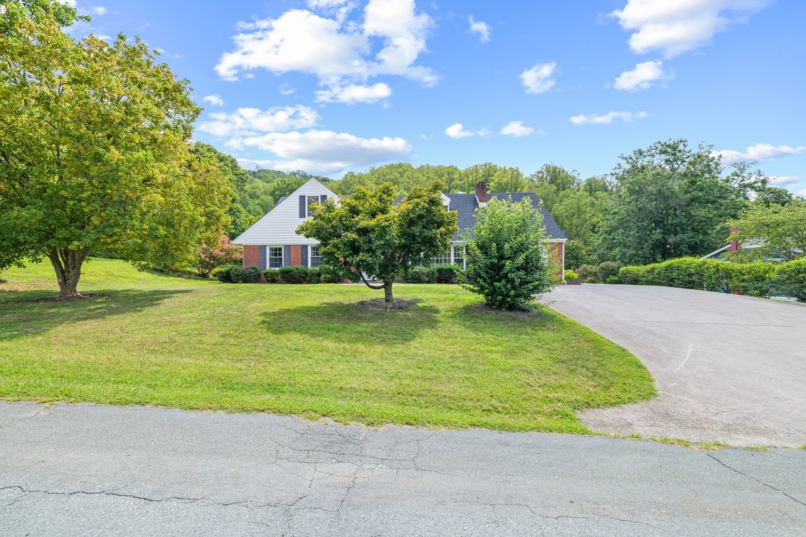 Image for 250 Ridge St, Lovingston Real Estate Auction