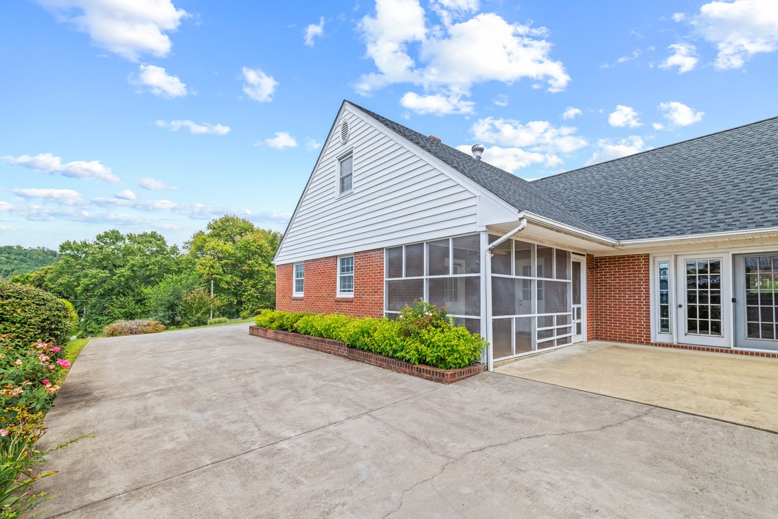Image for 250 Ridge St, Lovingston Real Estate Auction