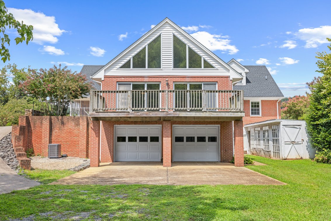 Image for 250 Ridge St, Lovingston Real Estate Auction