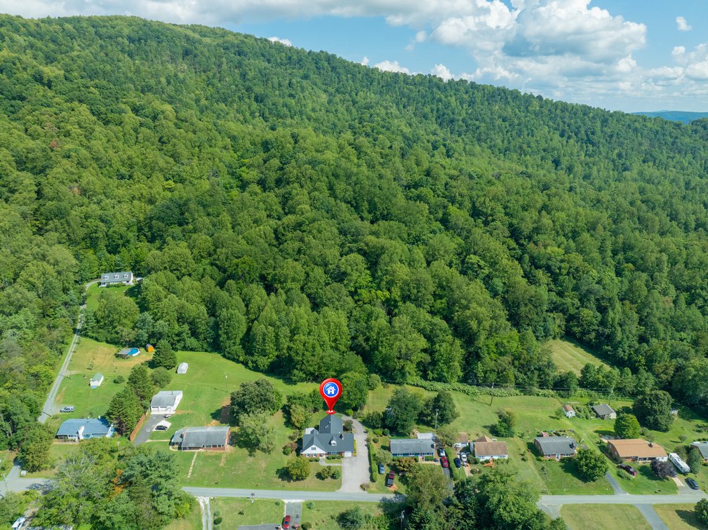 Image for 250 Ridge St, Lovingston Real Estate Auction