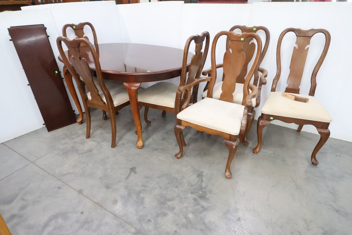 Dining Table Set