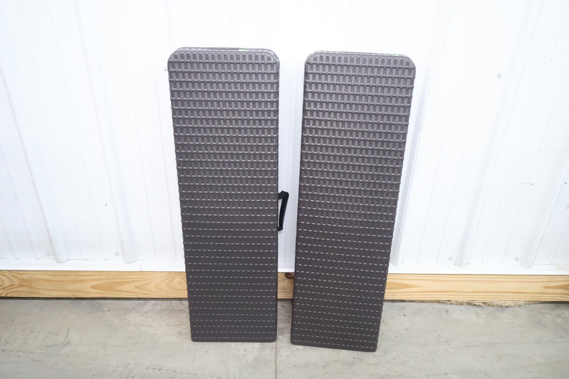 Folding Tables
