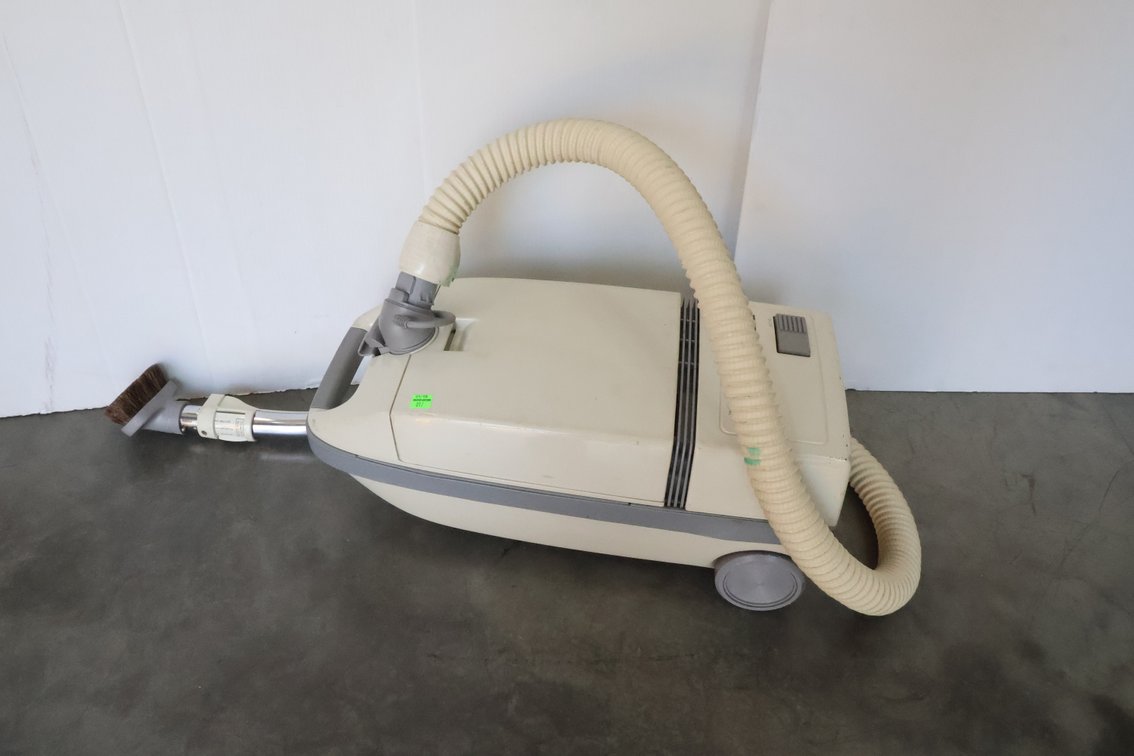 Kenmore Canister Vacuum