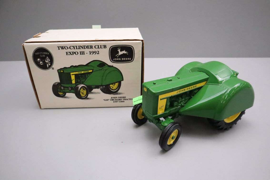 John Deere 620 Tractor