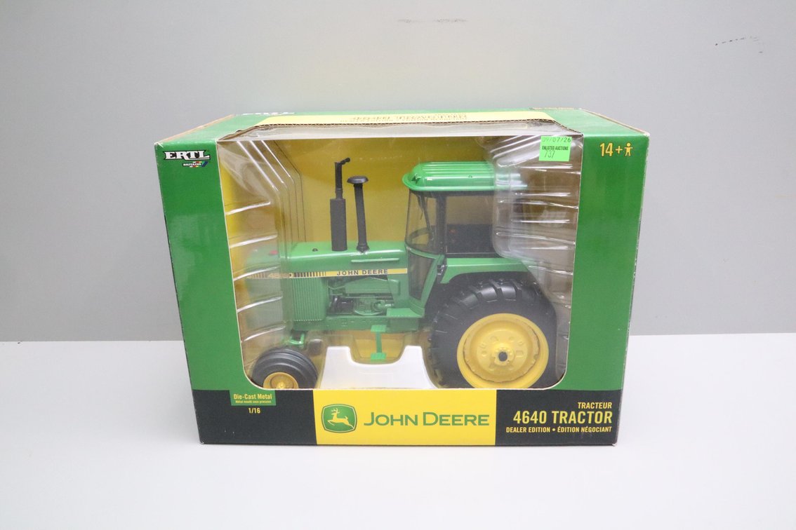 John Deere 4640 Tractor