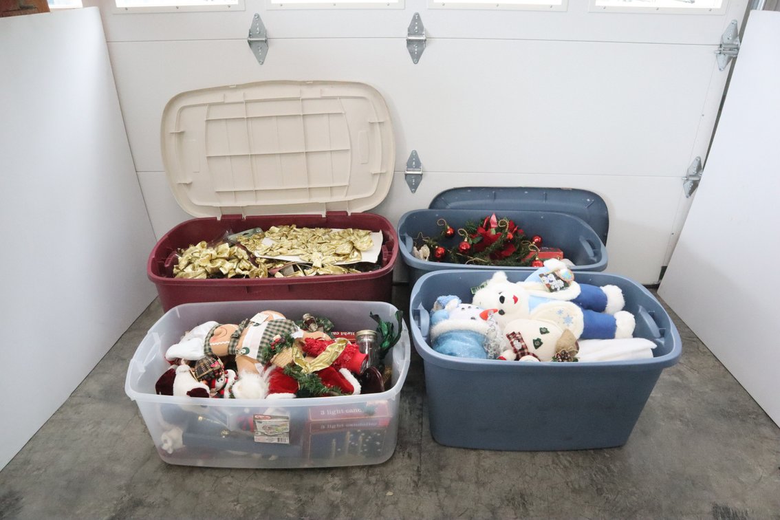 Plastic Totes With Contents