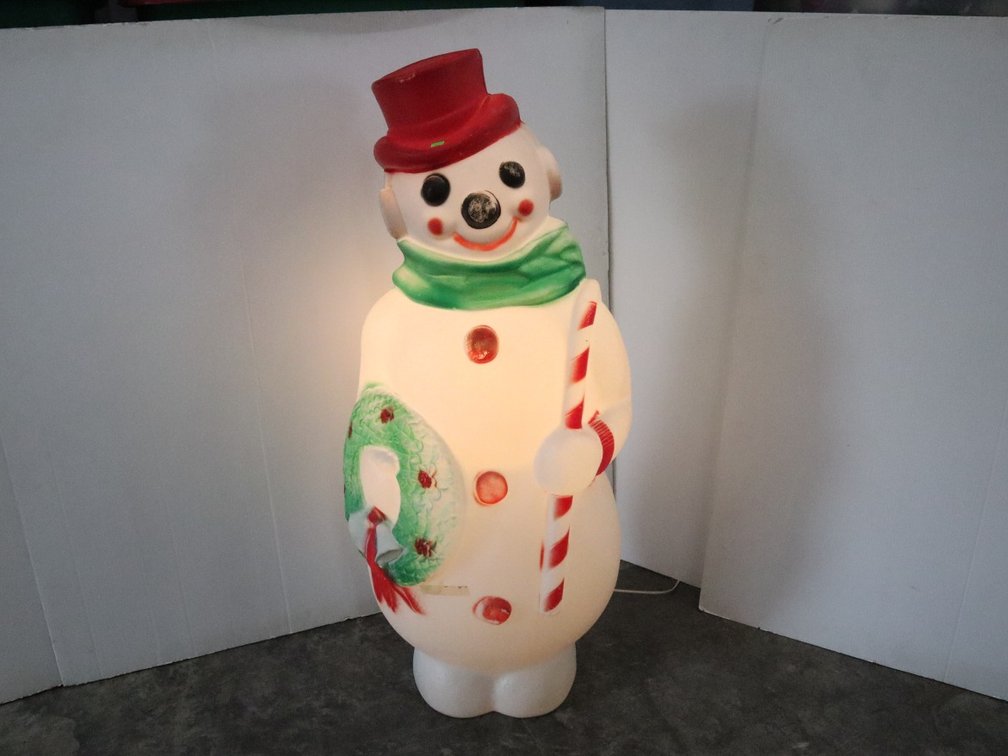 Blue Mold Snowman