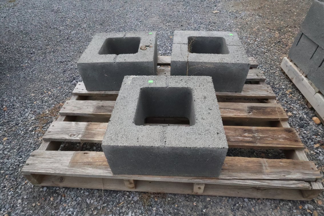 (3) concrete blocks