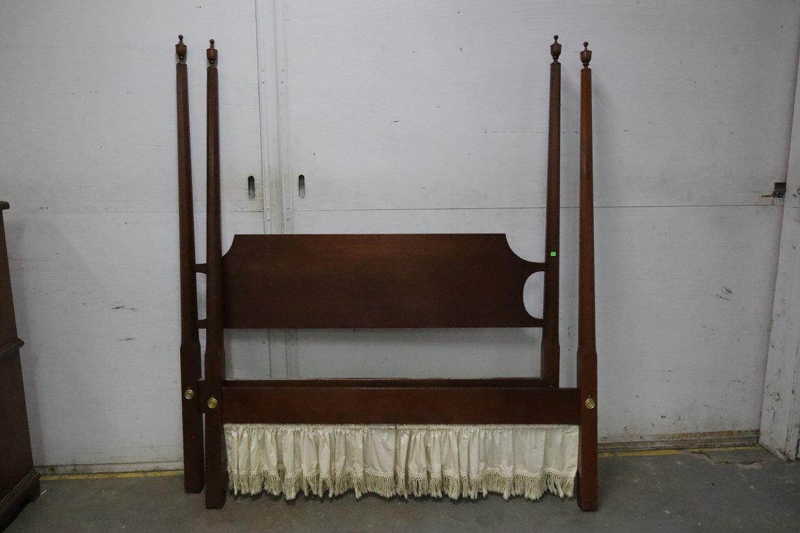 Suter's Poster Bed Frame