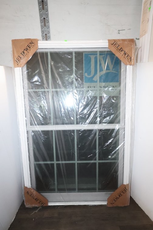 (2)vinyl replacement windows