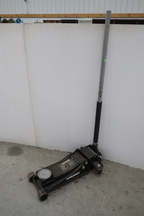 Husky Hydraulic Floor Jack