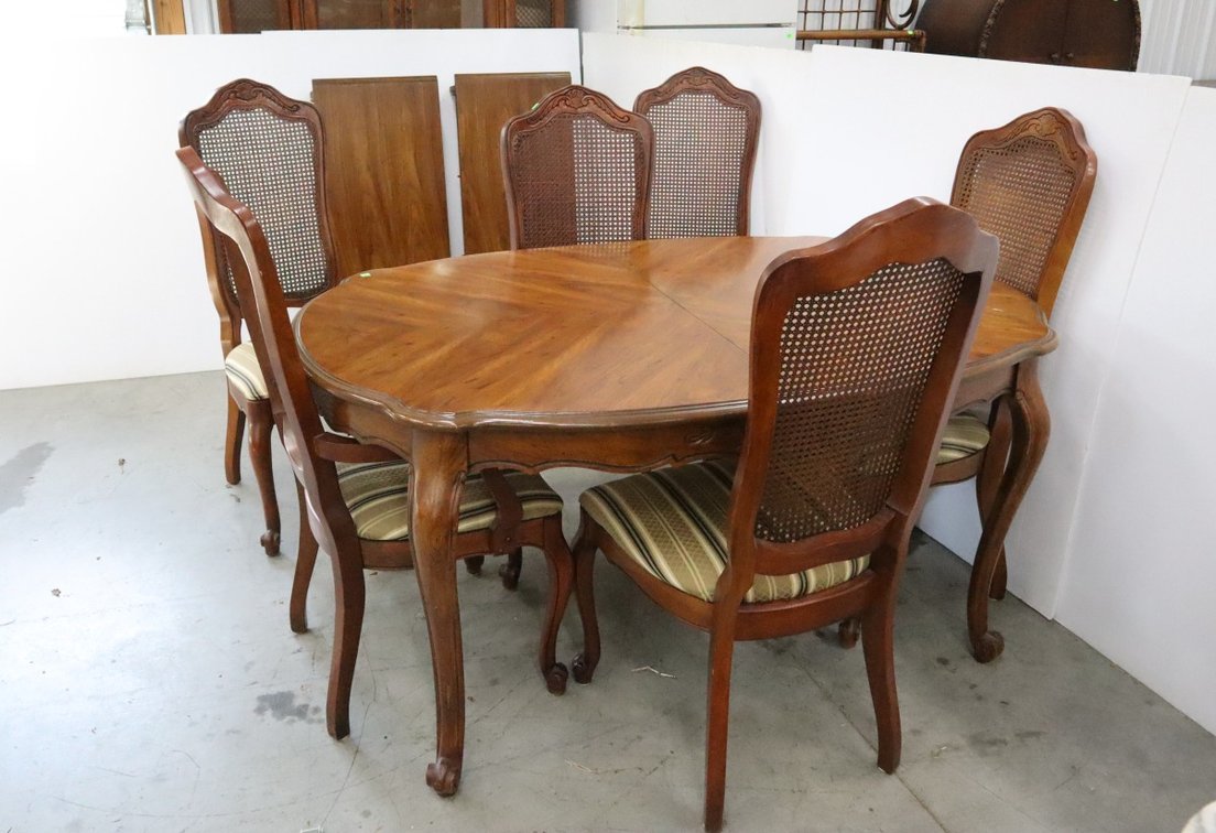 Dining Table Set
