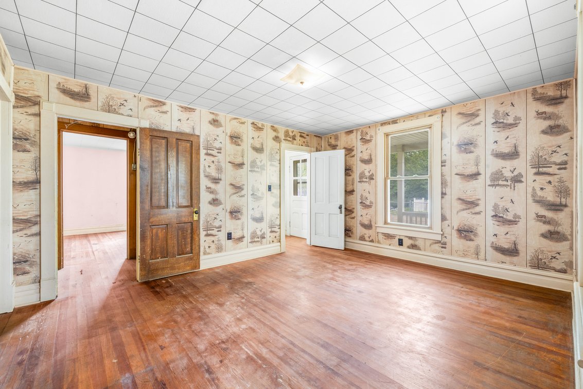 Image for 655 Battlefield Rd Real Estate Auction