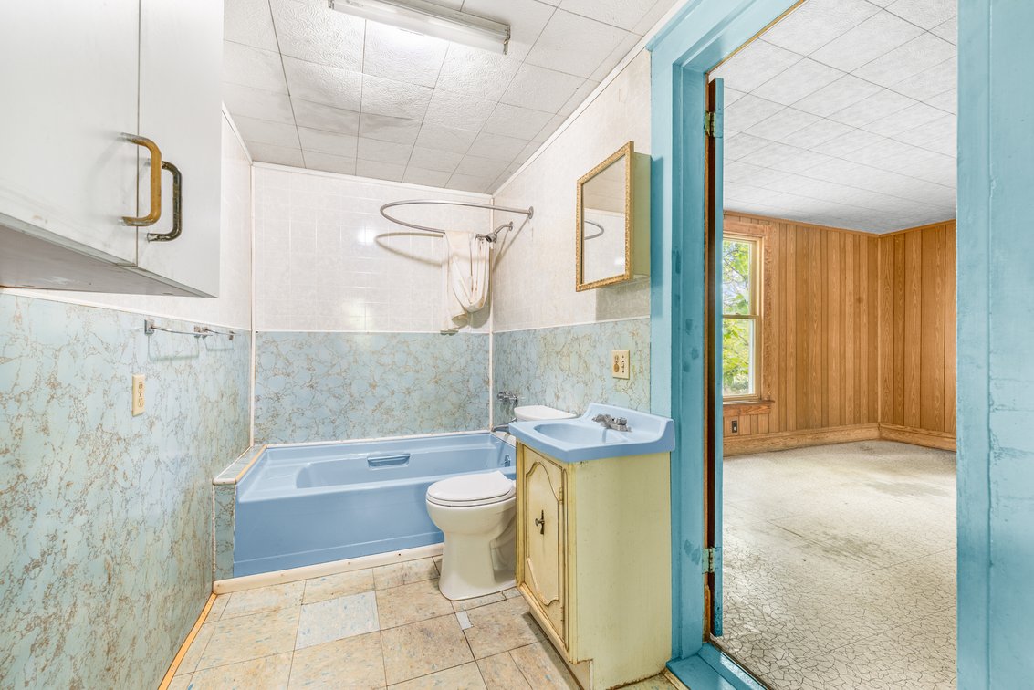 Image for 655 Battlefield Rd Real Estate Auction