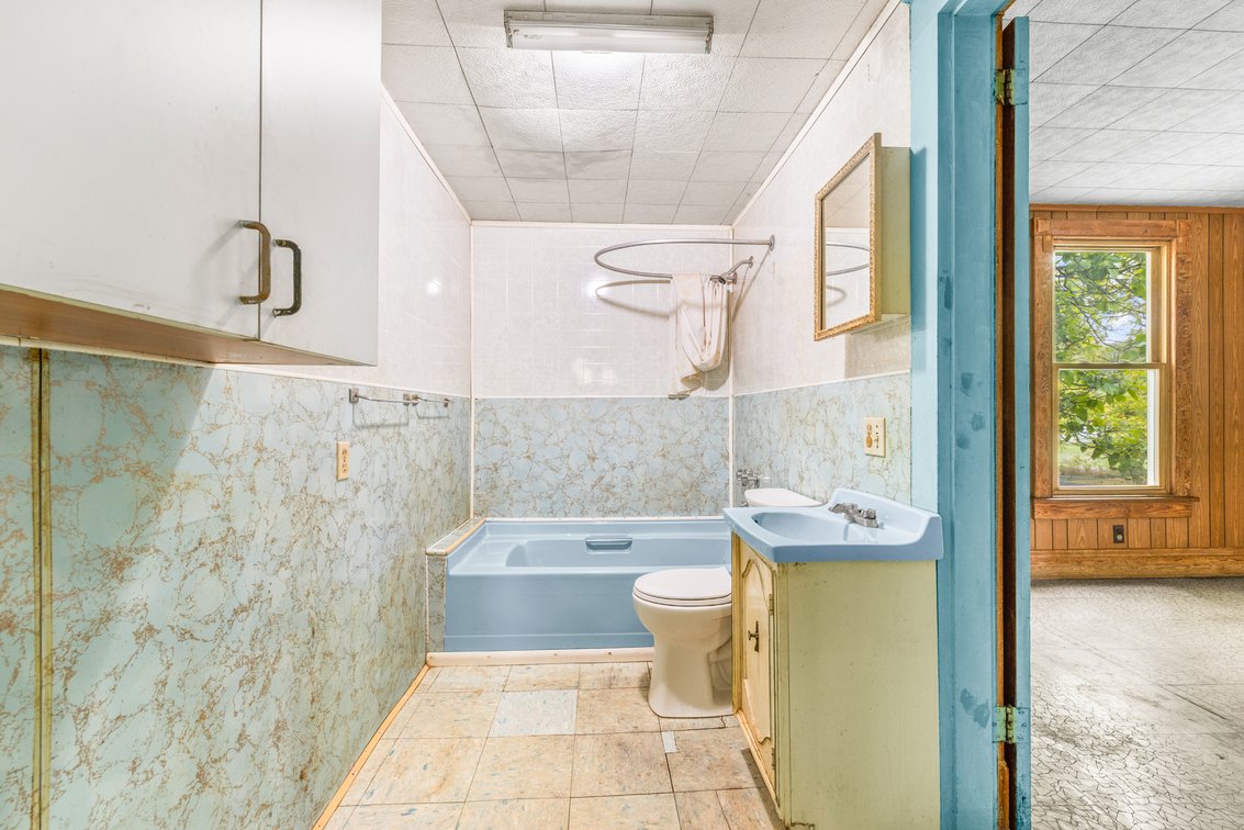 Image for 655 Battlefield Rd Real Estate Auction