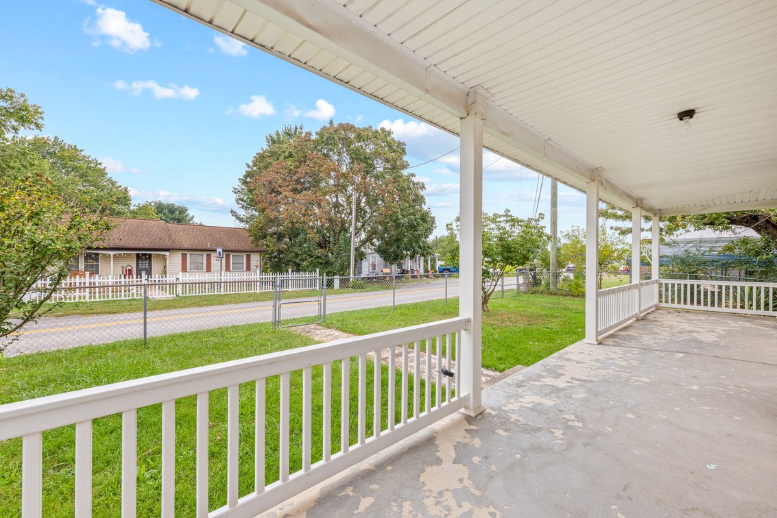 Image for 655 Battlefield Rd Real Estate Auction